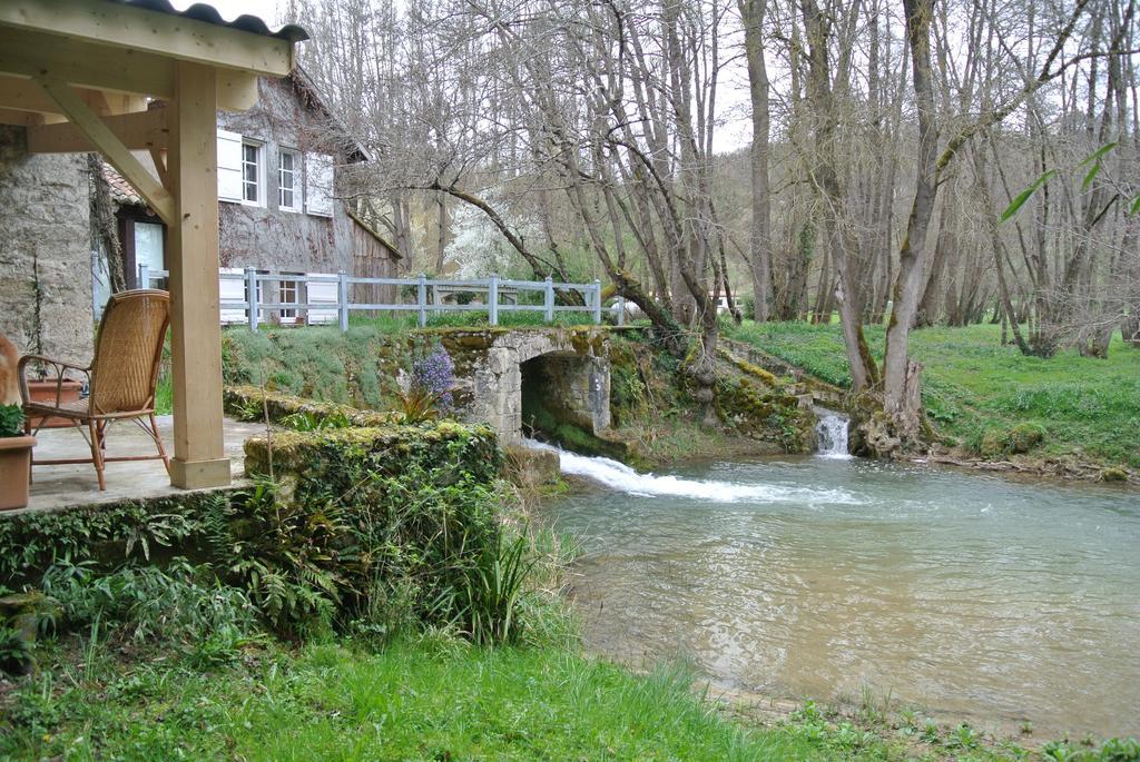 Moulin De Repassat Etape Voie Verte Bazens Buitenkant foto